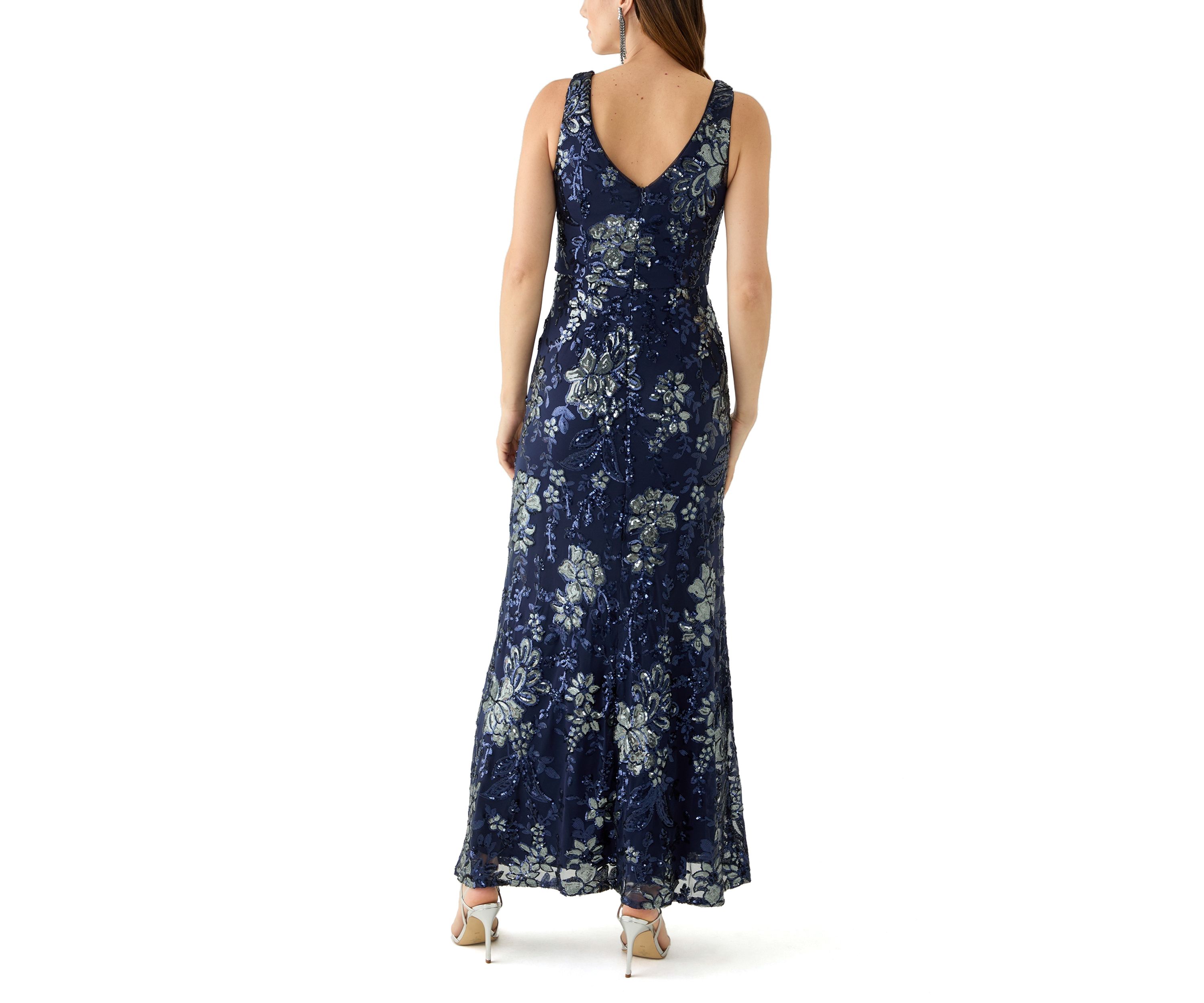 Womens Sleeveless Scoop Neck Floral Print Lace Gown