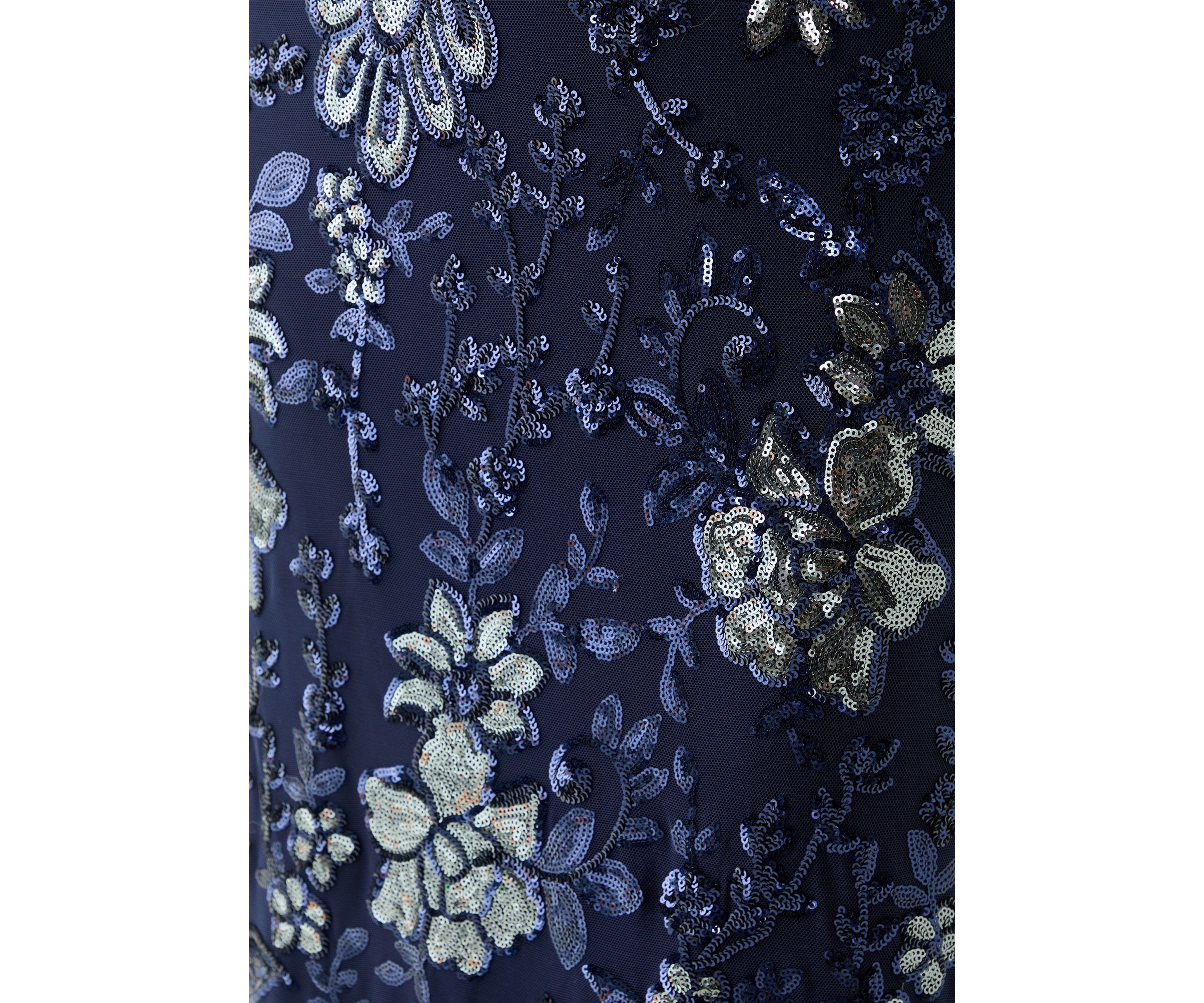 Womens Sleeveless Scoop Neck Floral Print Lace Gown