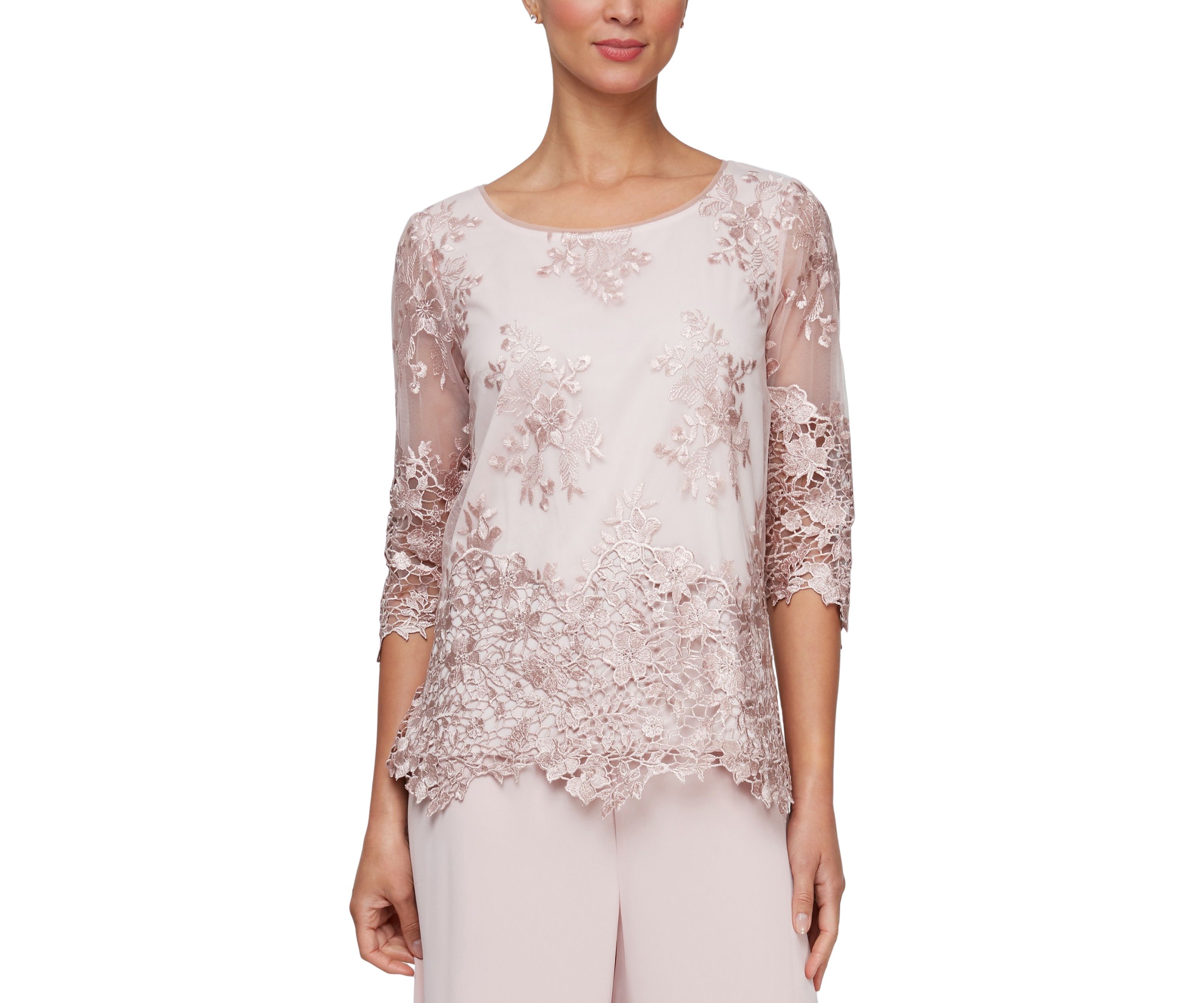 3/4 Sleeve Embroidered Detail Tunic