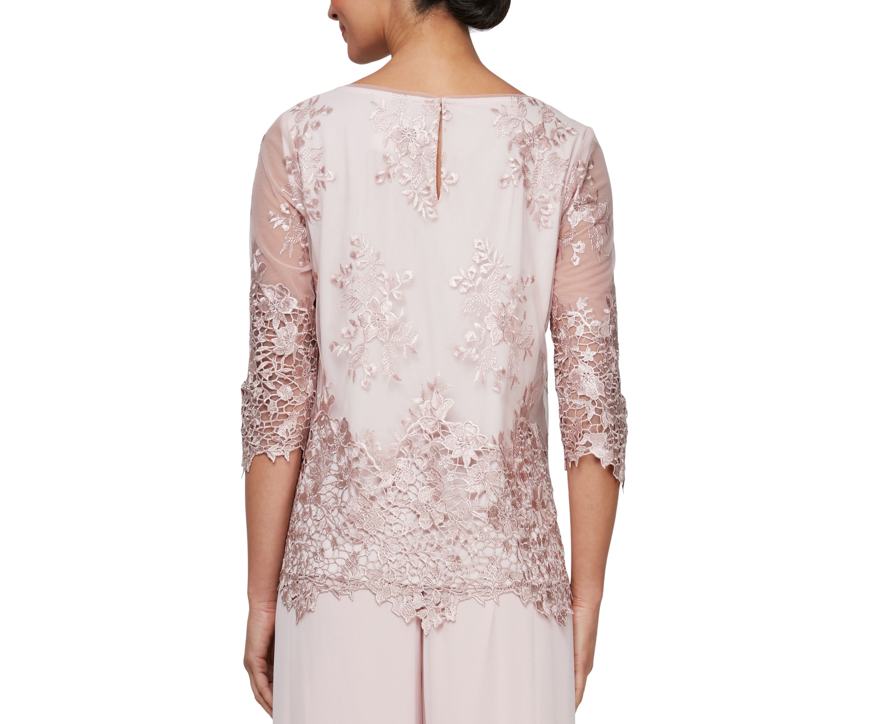 3/4 Sleeve Embroidered Detail Tunic