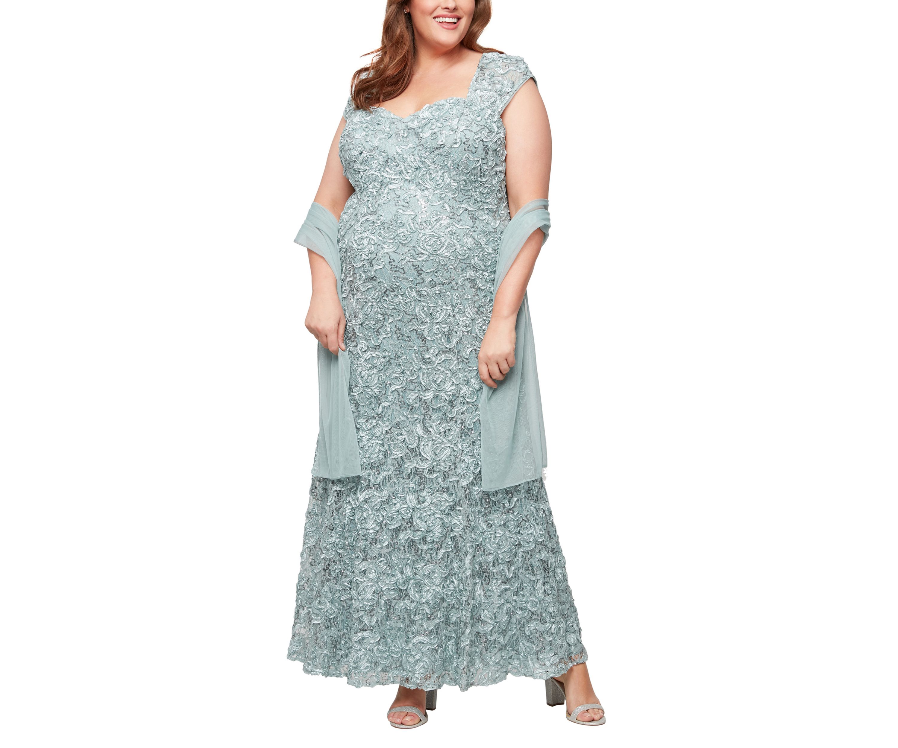 Plus Size Long Soutache Sweetheart Neckline Dress