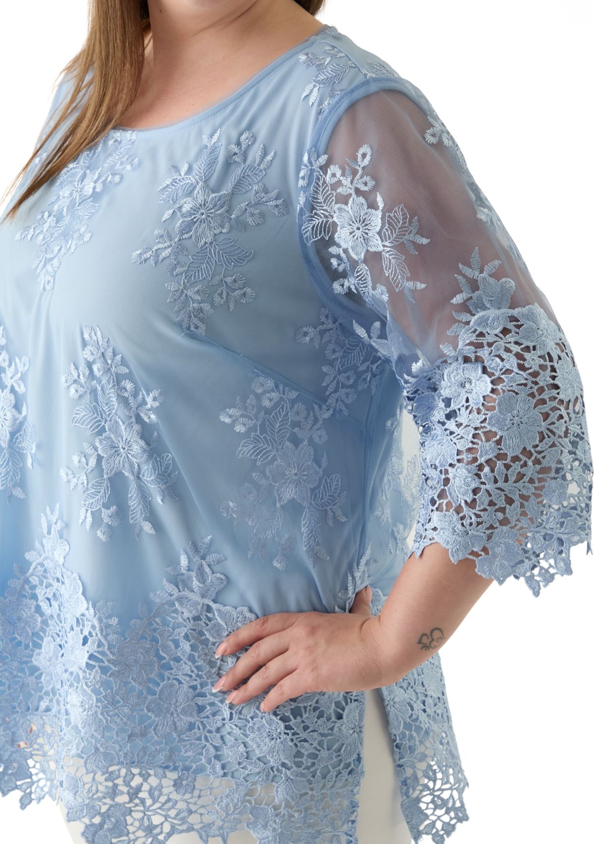 Plus Size 3/4 Sleeve Embroidered Detail Tunic