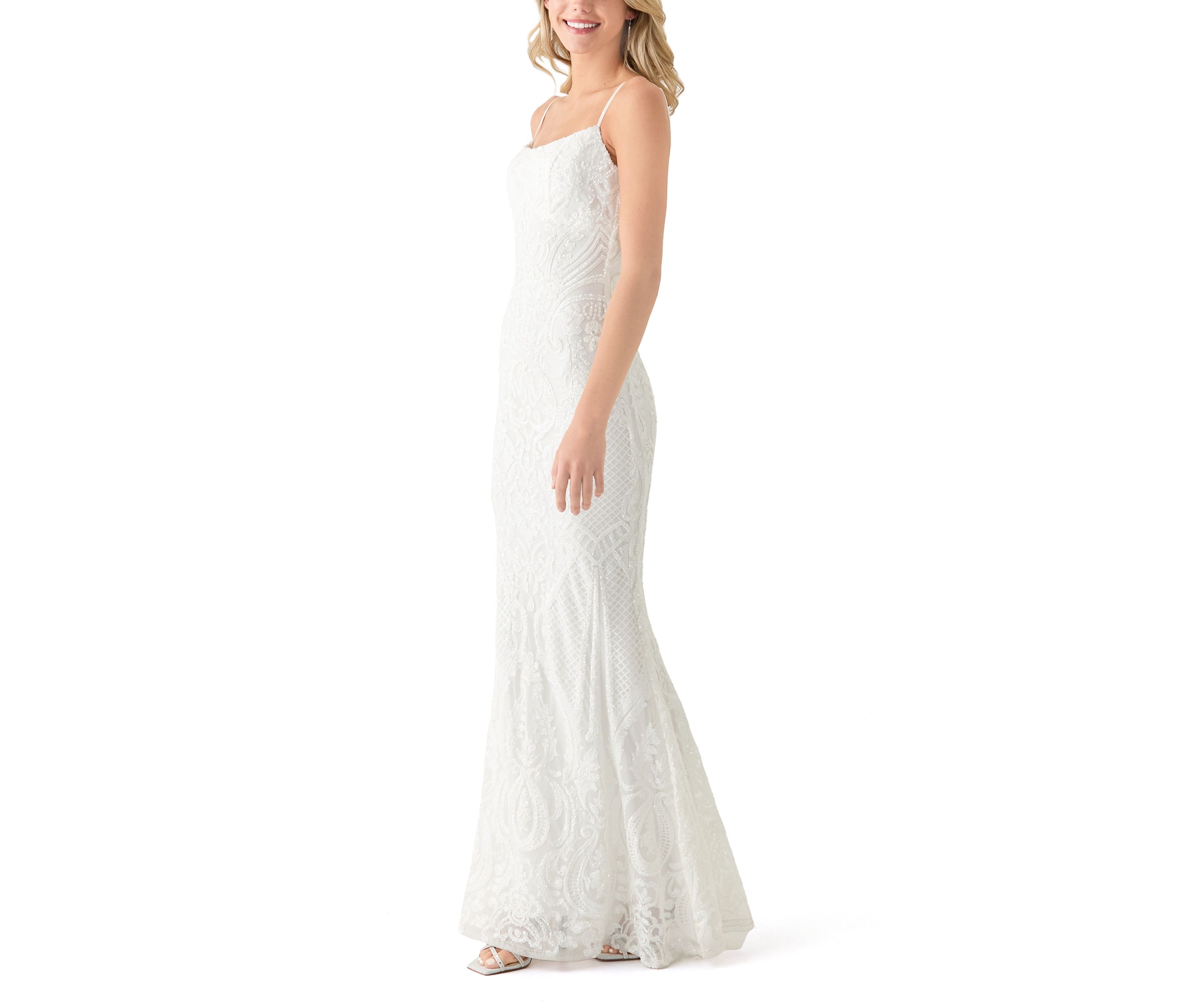 Womens Sleeveless Scoop Neck Solid Embellished Gown