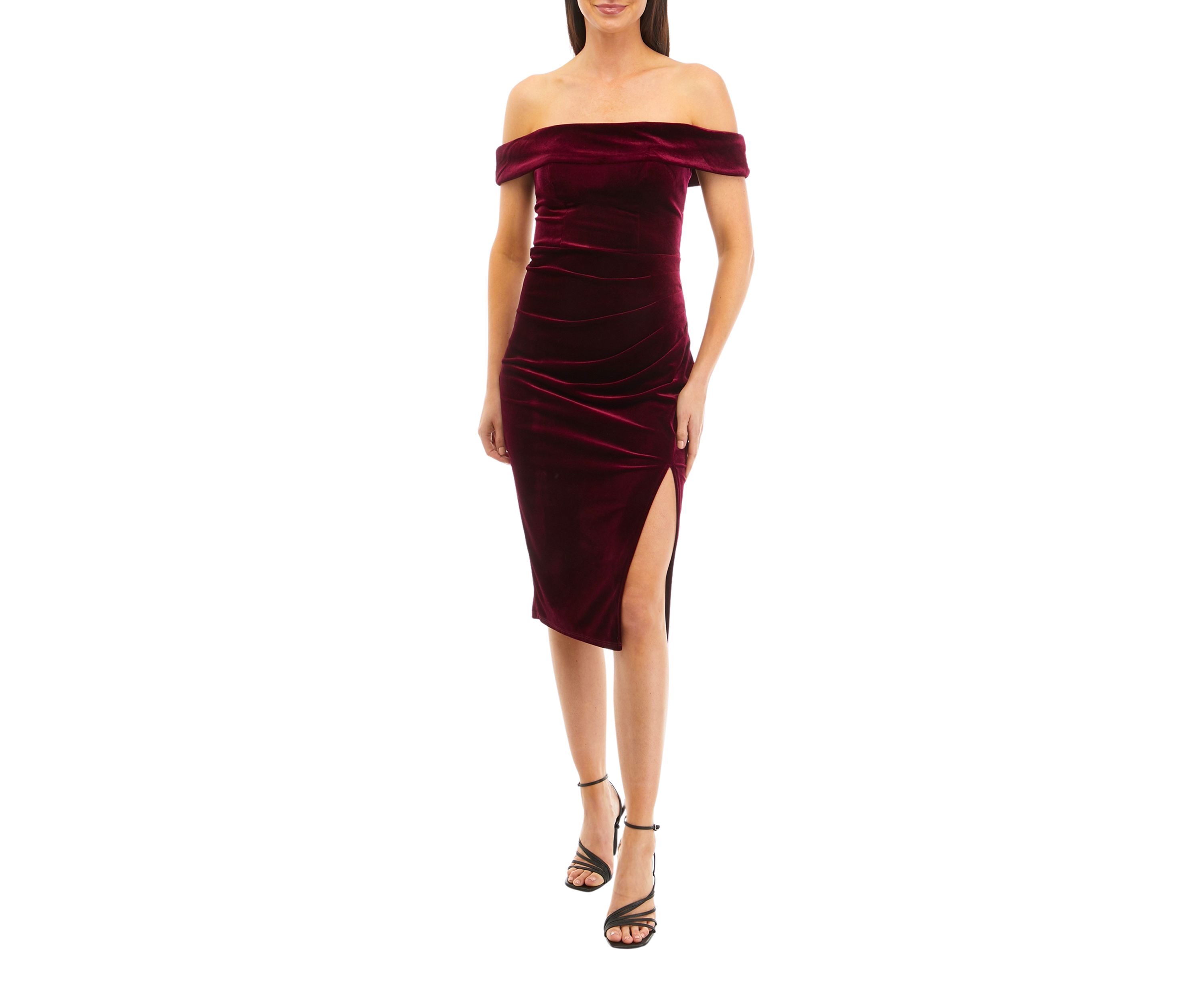 Womens Short Sleeve Off the Shoulder Velvet Side Ruched Sheath Dress