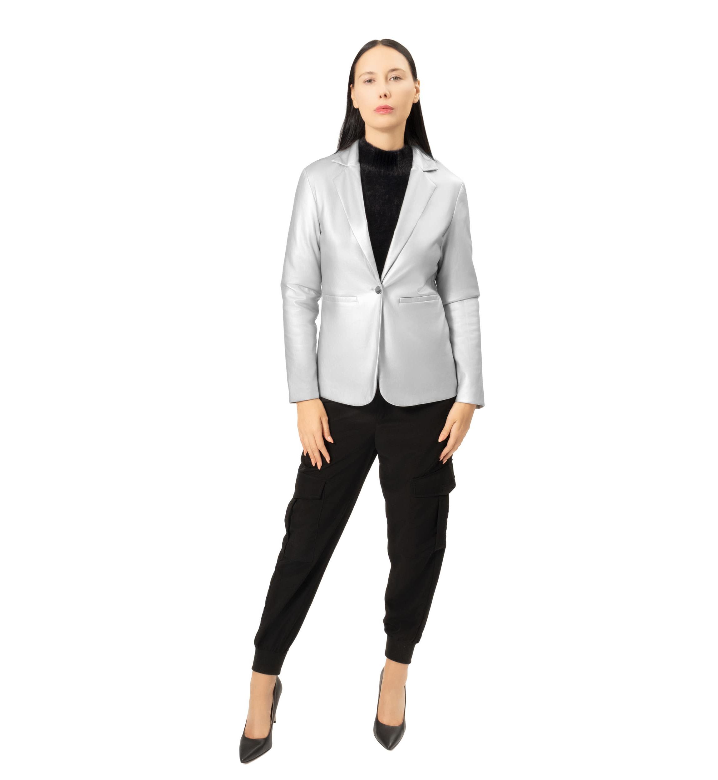 Liana Blazer