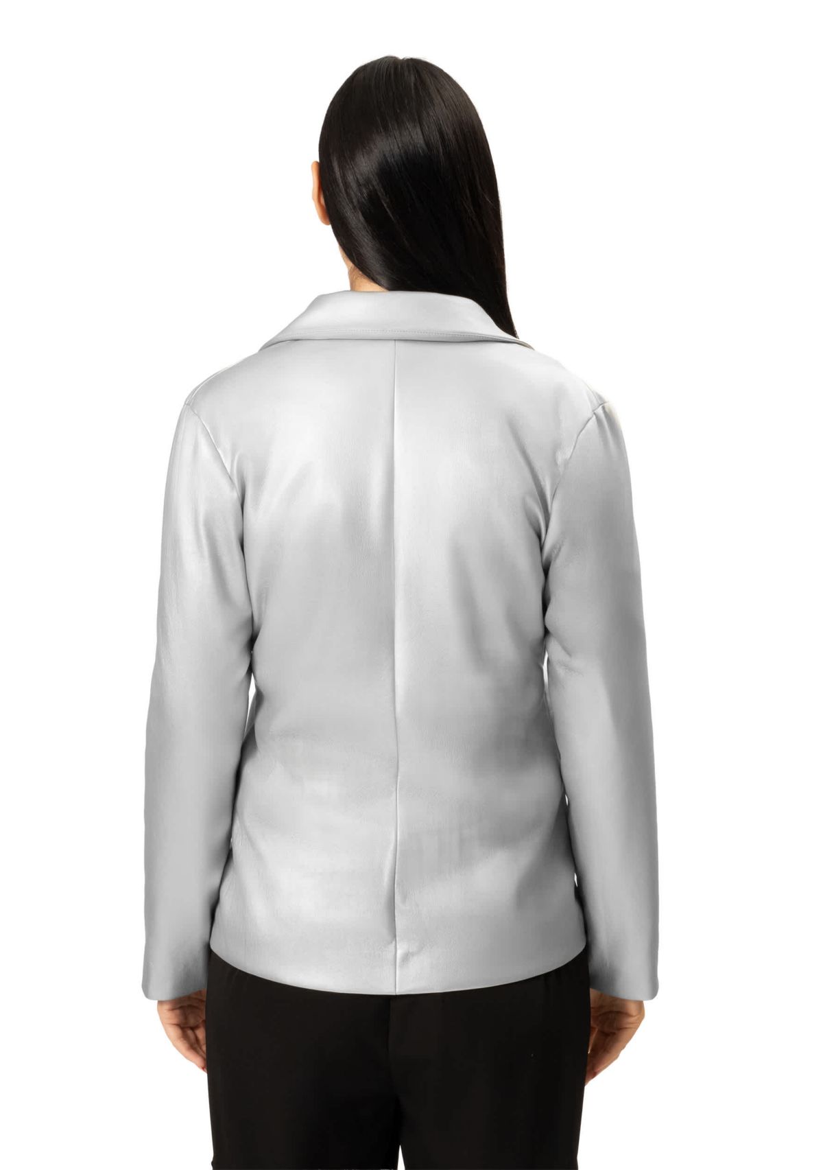 Liana Blazer