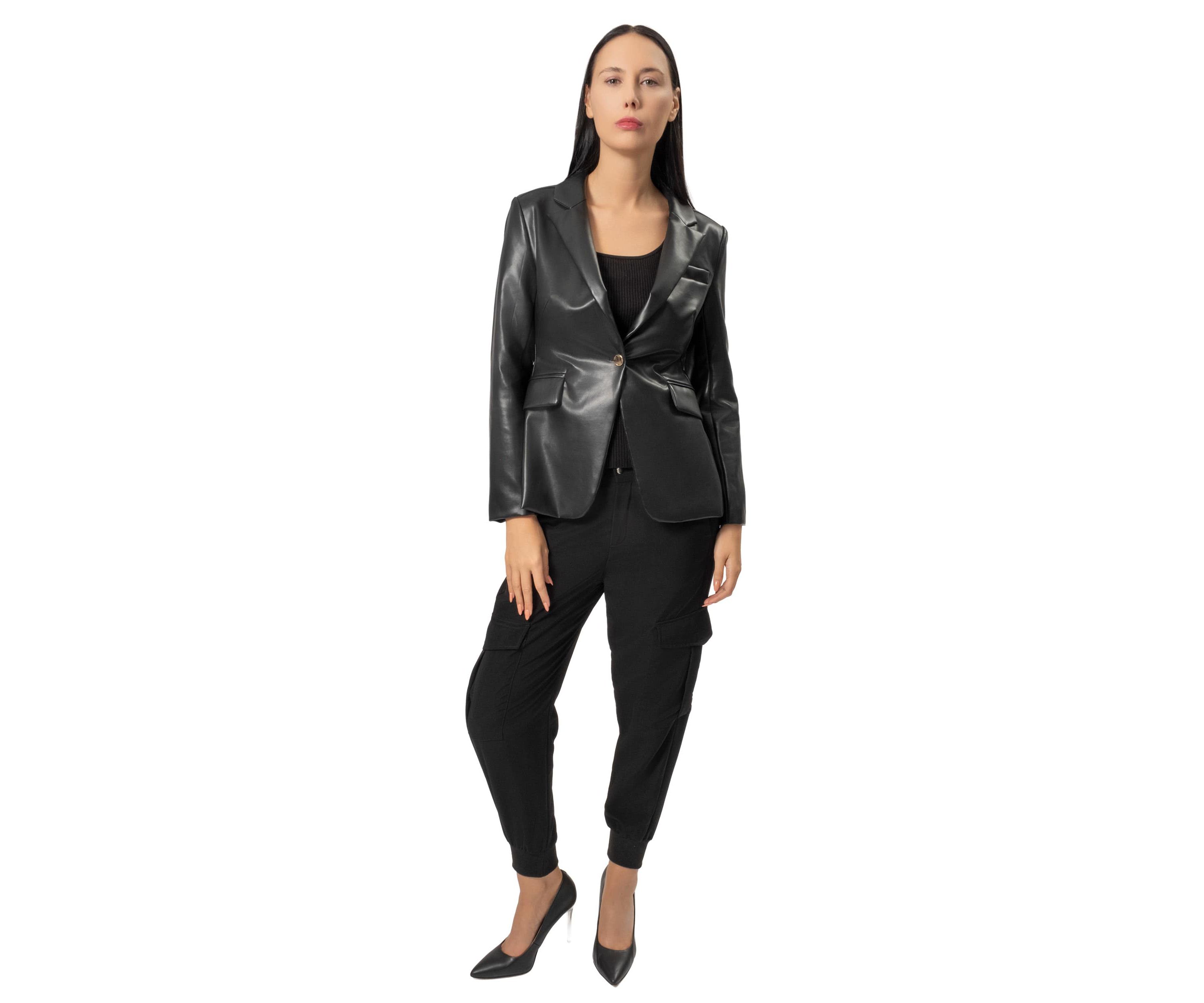 Ana Blazer