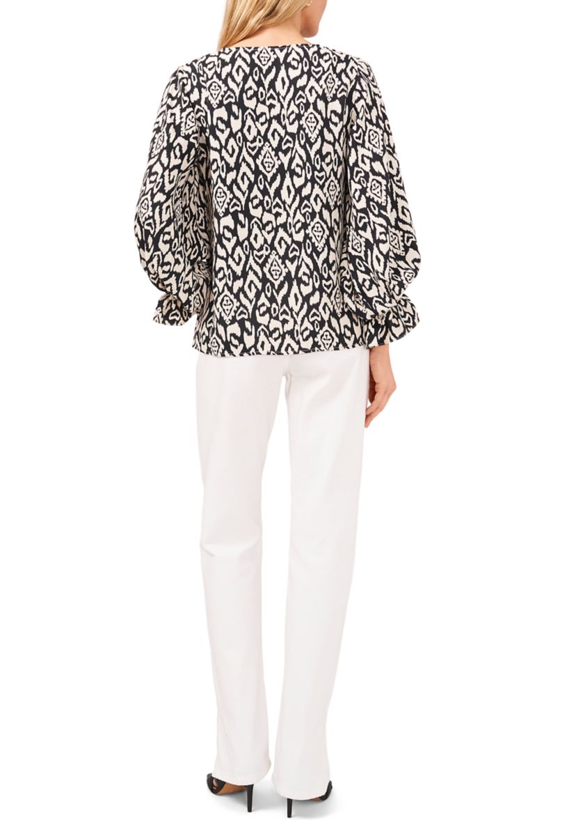 Womens Long Sleeve Smocked Cuff Etched Geo Blouse