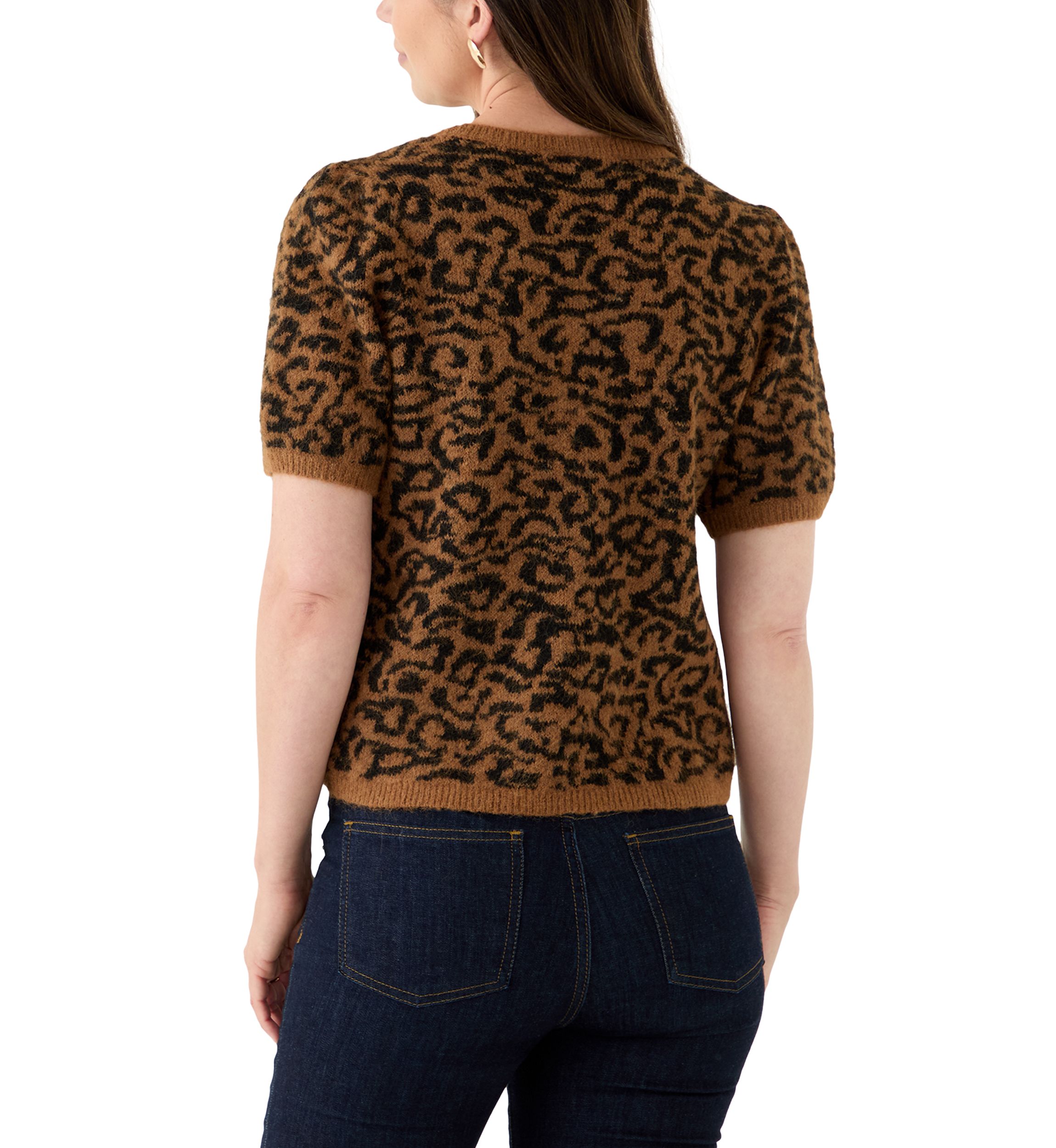 Womens Short Sleeve Tip Leopard Sweater