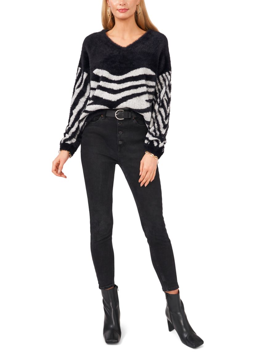 Womens V-Neck Animal Print Sweater 