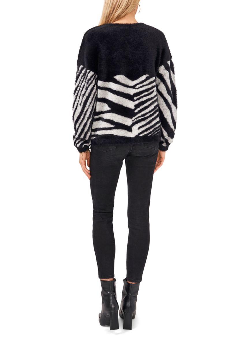 Womens V-Neck Animal Print Sweater 