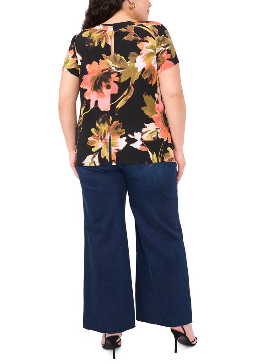 Plus Size Short Sleeve Crew Neck Split Back T-Shirt
