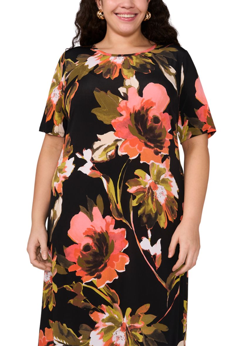 Plus Size Short Sleeve Crew Maxi Dress 