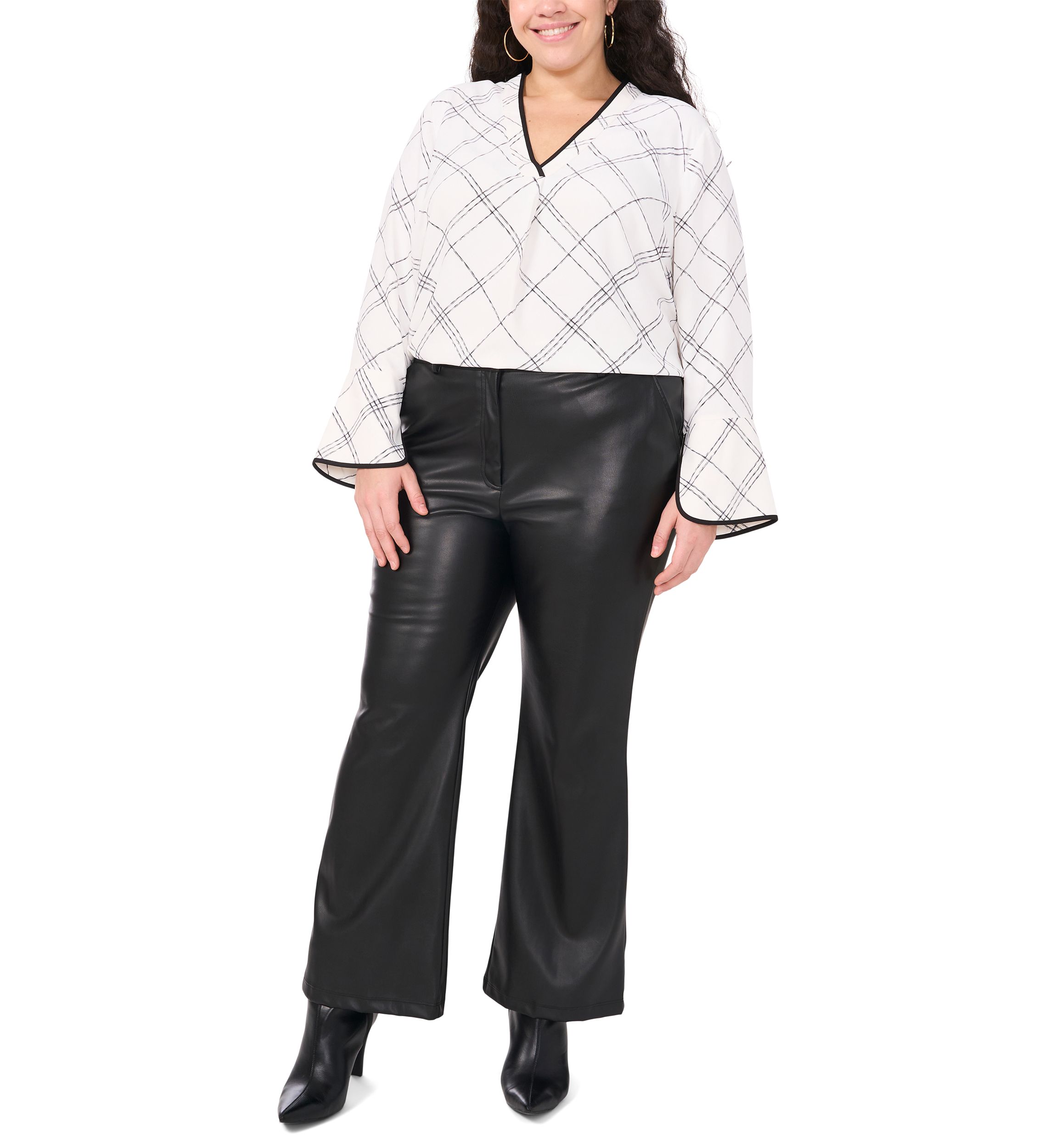Plus Size V-Neck 3/4 Sleeve Wide Cuff Wove Blouse 