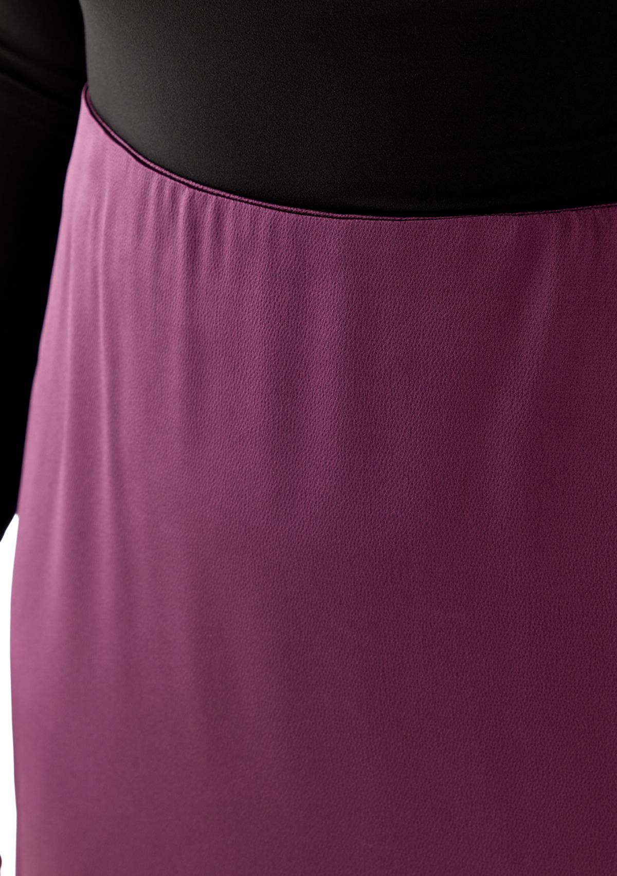 Plus Size Pull On Midi Skirt in Sweet Plum