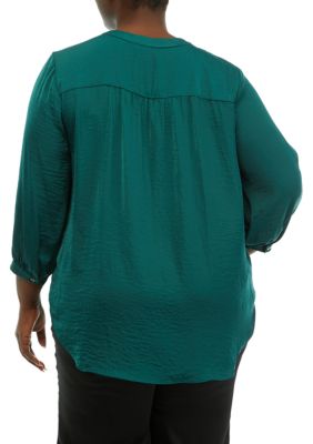 Plus 3/4 Sleeve V-Neck Rumple Top