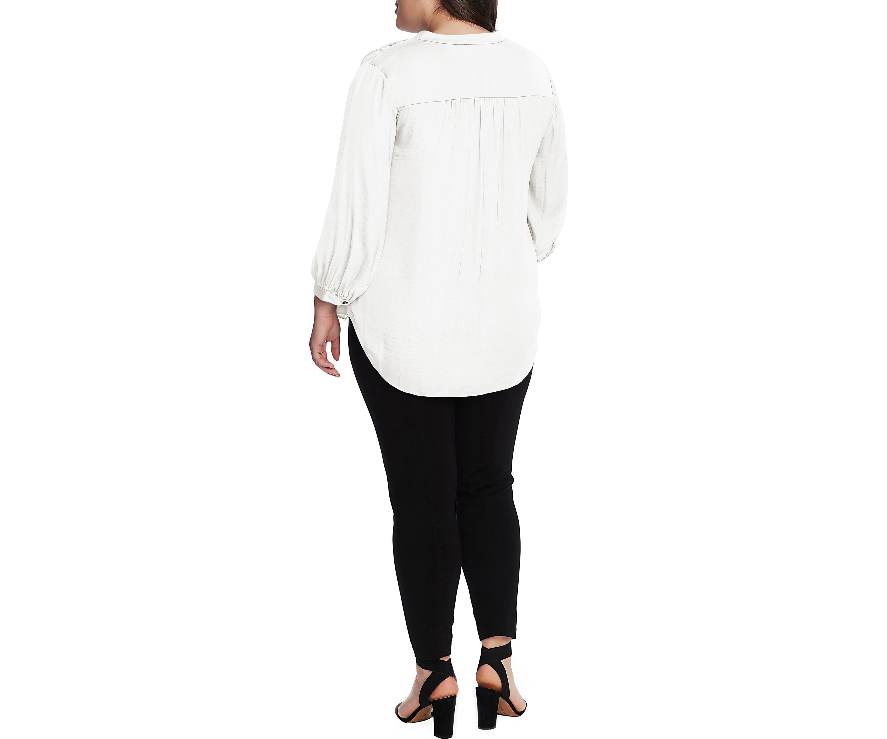 Plus Size 3/4 Sleeve V-Neck Rumple Top