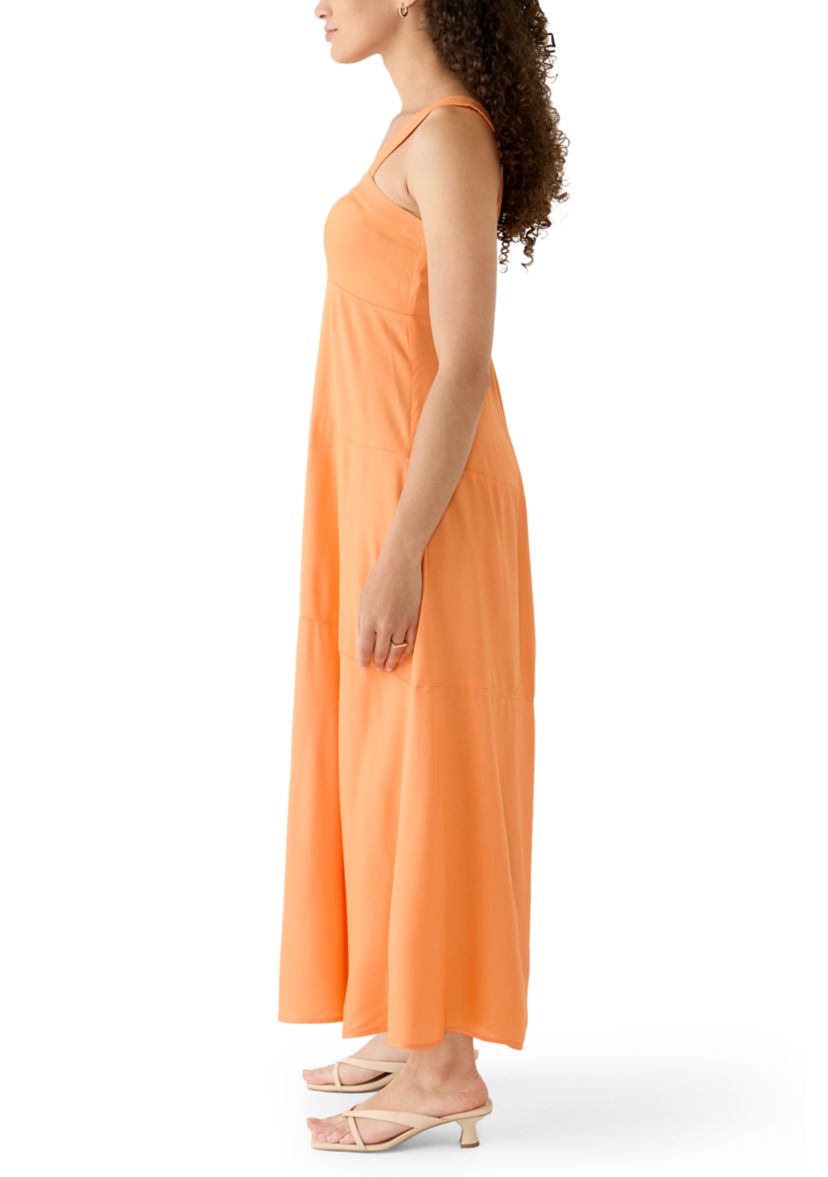 Vince Camuto Petite Four Tier Maxi Dress | Belk