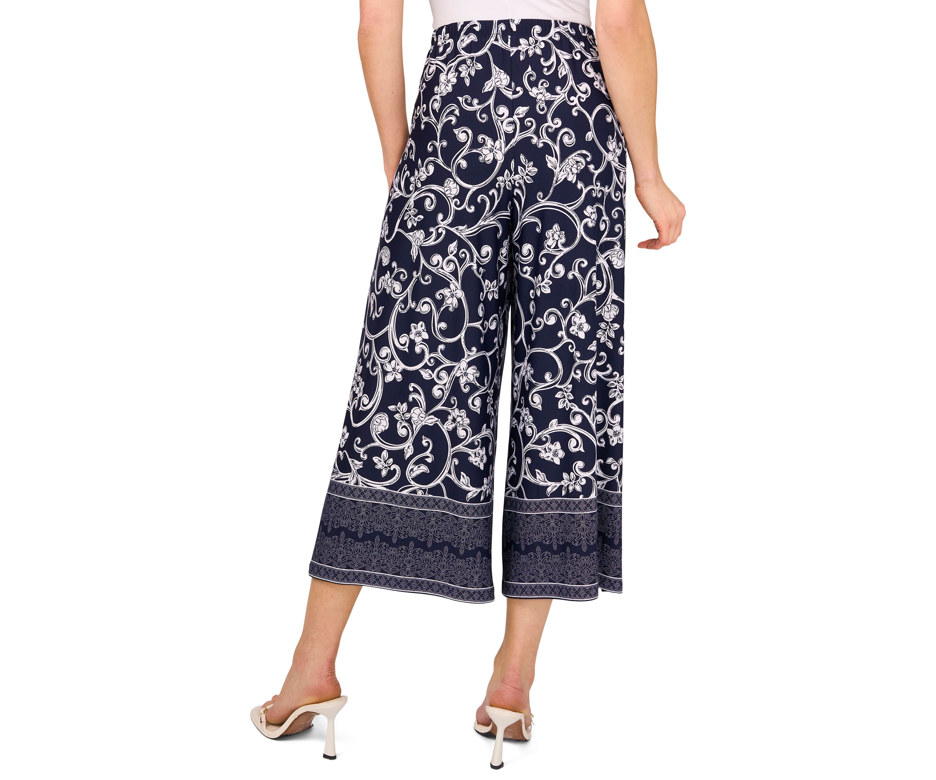 Petite Wide Leg Cropped Pants 