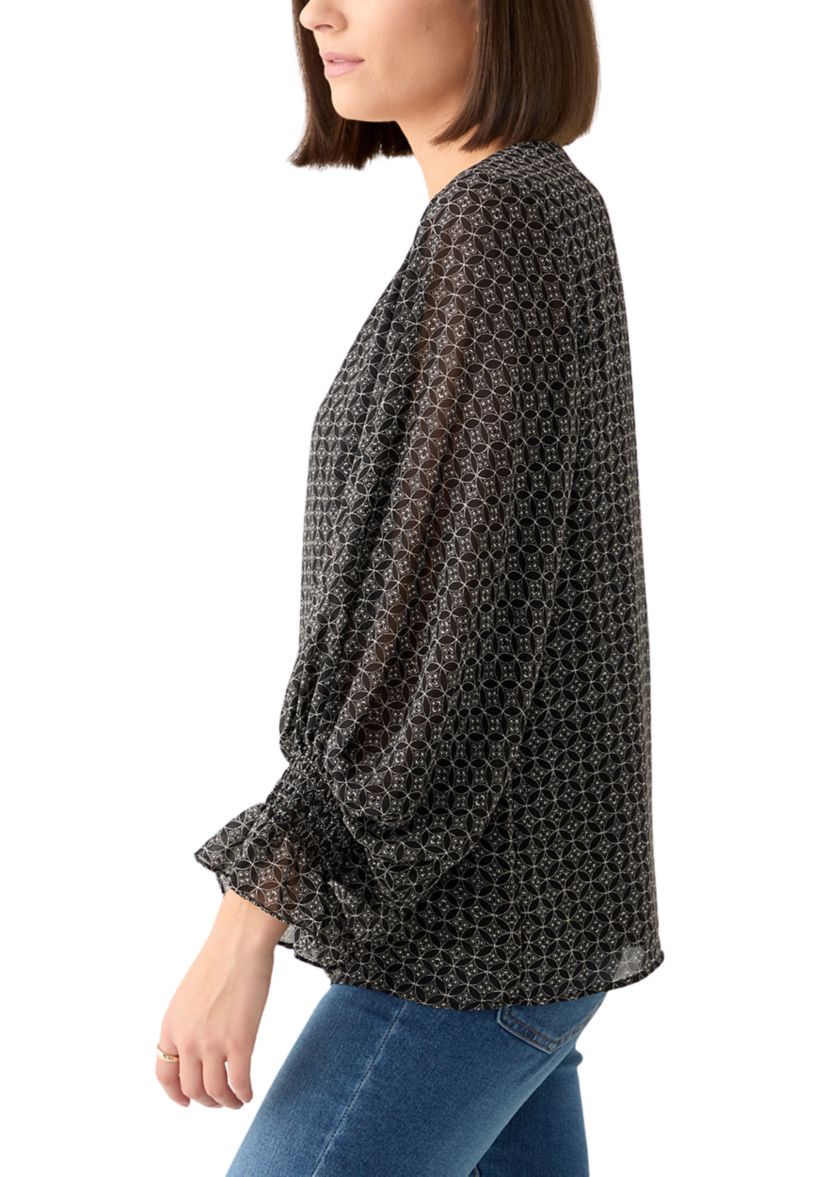 Womens Long Sleeve V-Neck Geometric Blouse