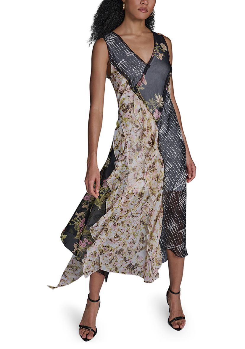 bcbg maxi dress Women's Mock Neck - Toscana Clay Embrace romantic elegance with keyhole detailing and eyelet fabric shaping this Bcbg sweetheart maxi dress Glitter maxi dress Bcbg Max