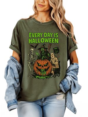 OrnamentallyYou Women's Every Day Is Halloween Vintage Style Tee, Gray, XXL