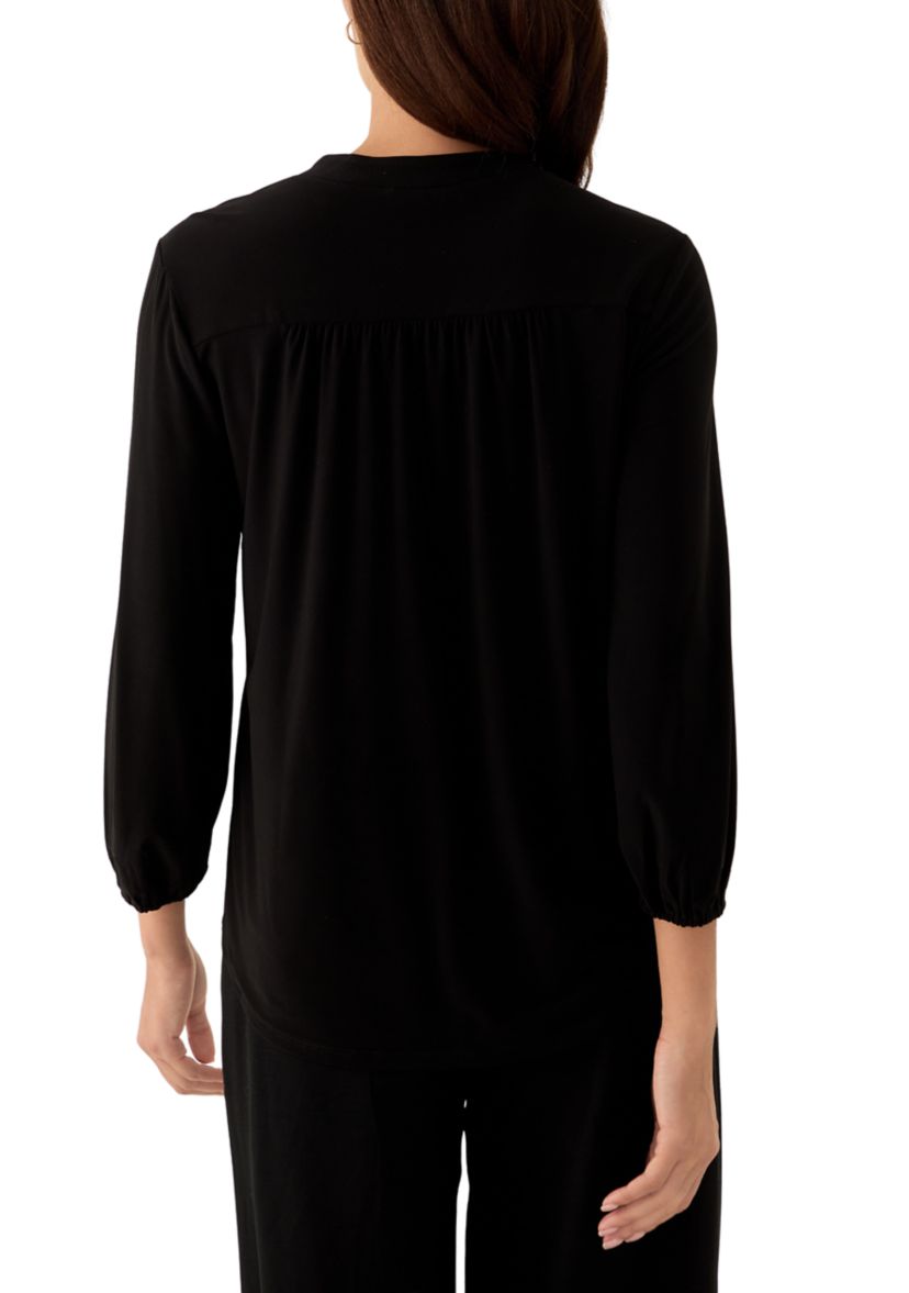 Womens 3/4 Sleeve V-Neck Top