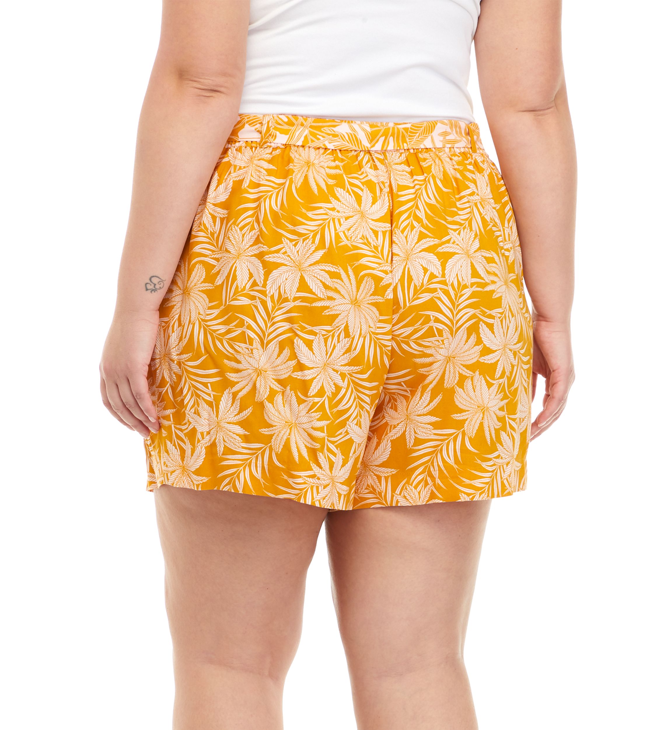 Plus Size Ellown Tie Waist Shorts