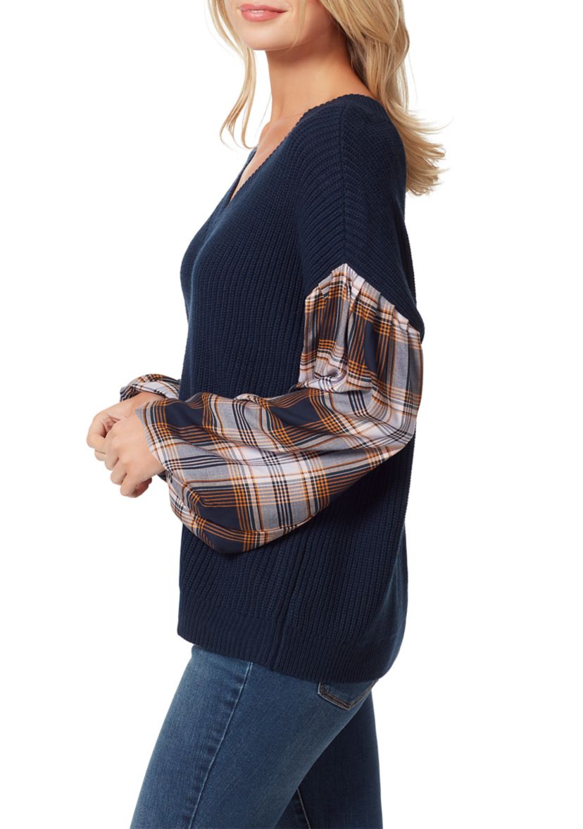 Long Sleeve Emmeline V-Neck Pullover Top