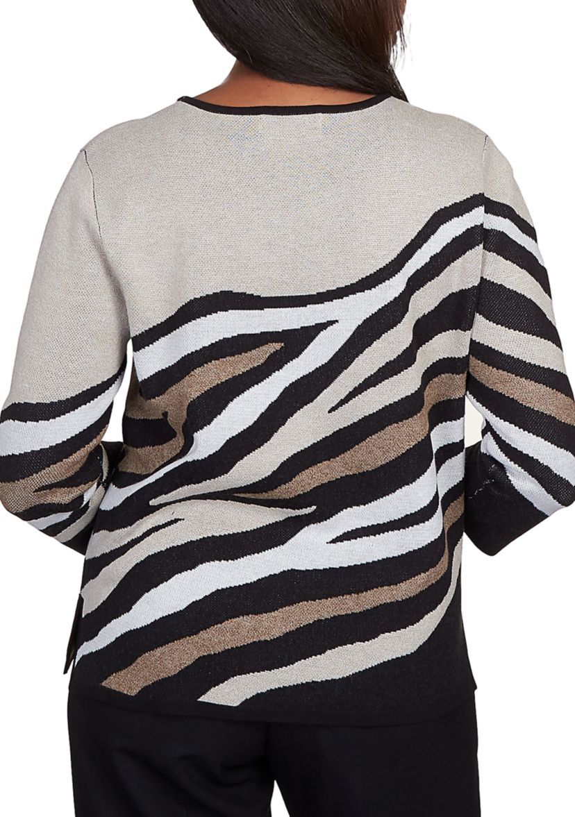 Womens Classics Animal Jacquard Top