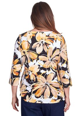 Women's 3/4 Sleeve Dramatic Floral Printed T-Shirt