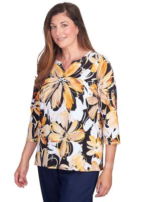Women's 3/4 Sleeve Dramatic Floral Printed T-Shirt