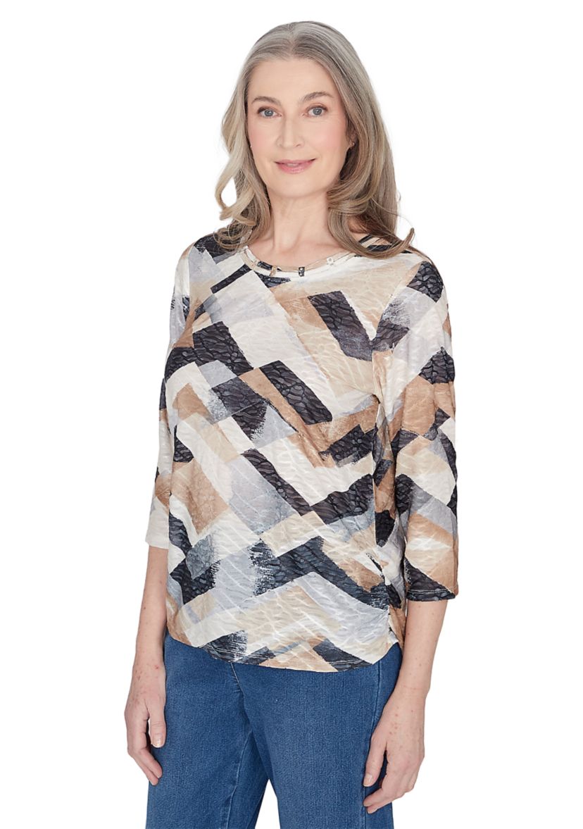 Womens Classics Abstract Chevron Top