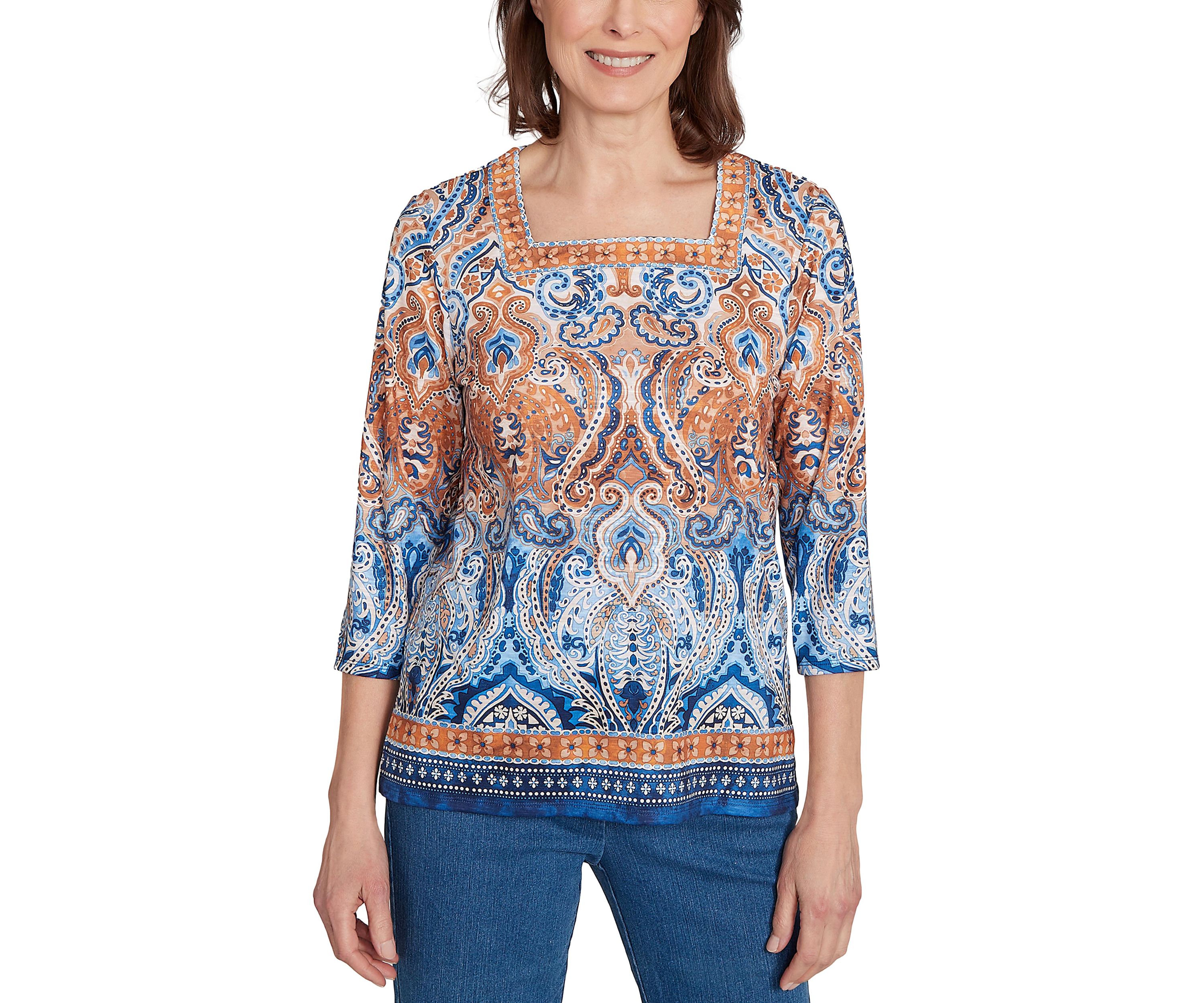 Womens Classics Border Medallion Top 