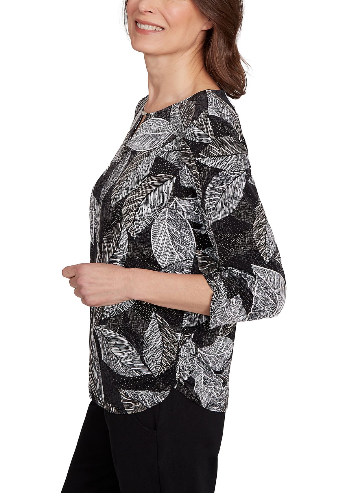 Womens Missy Classic Leaf Top