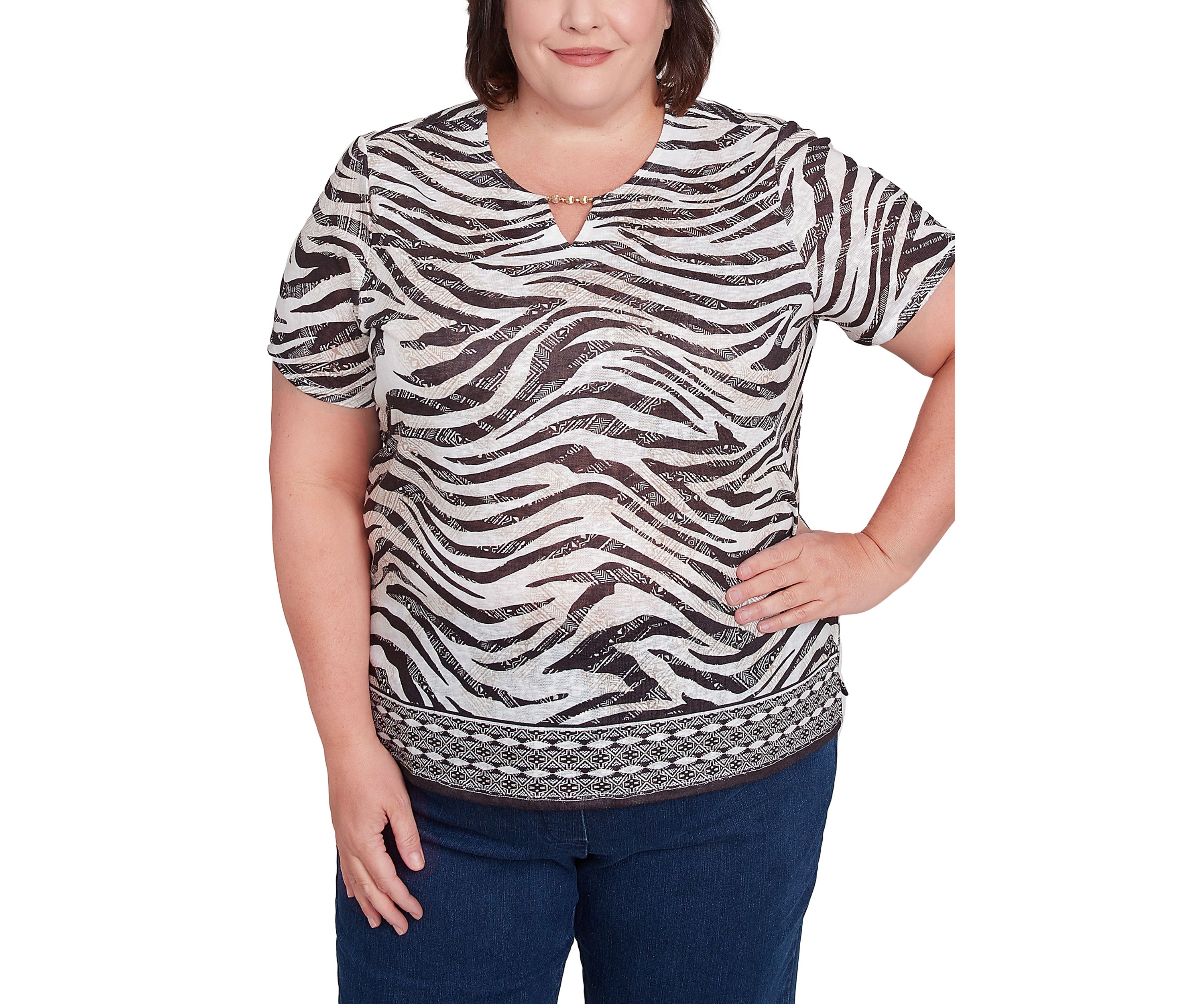 Plus Size Key Items Animal Border Top 