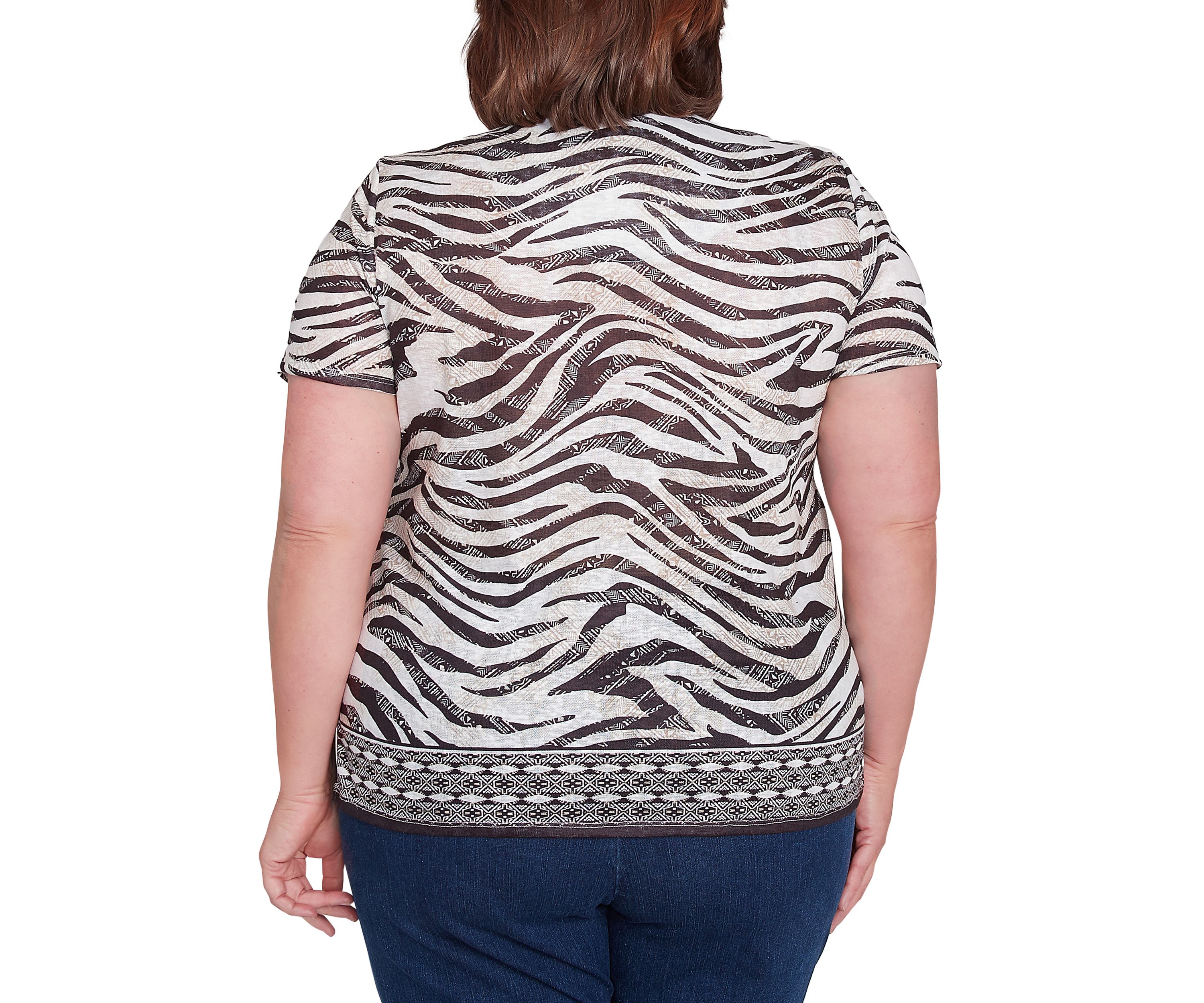 Plus Size Key Items Animal Border Top 