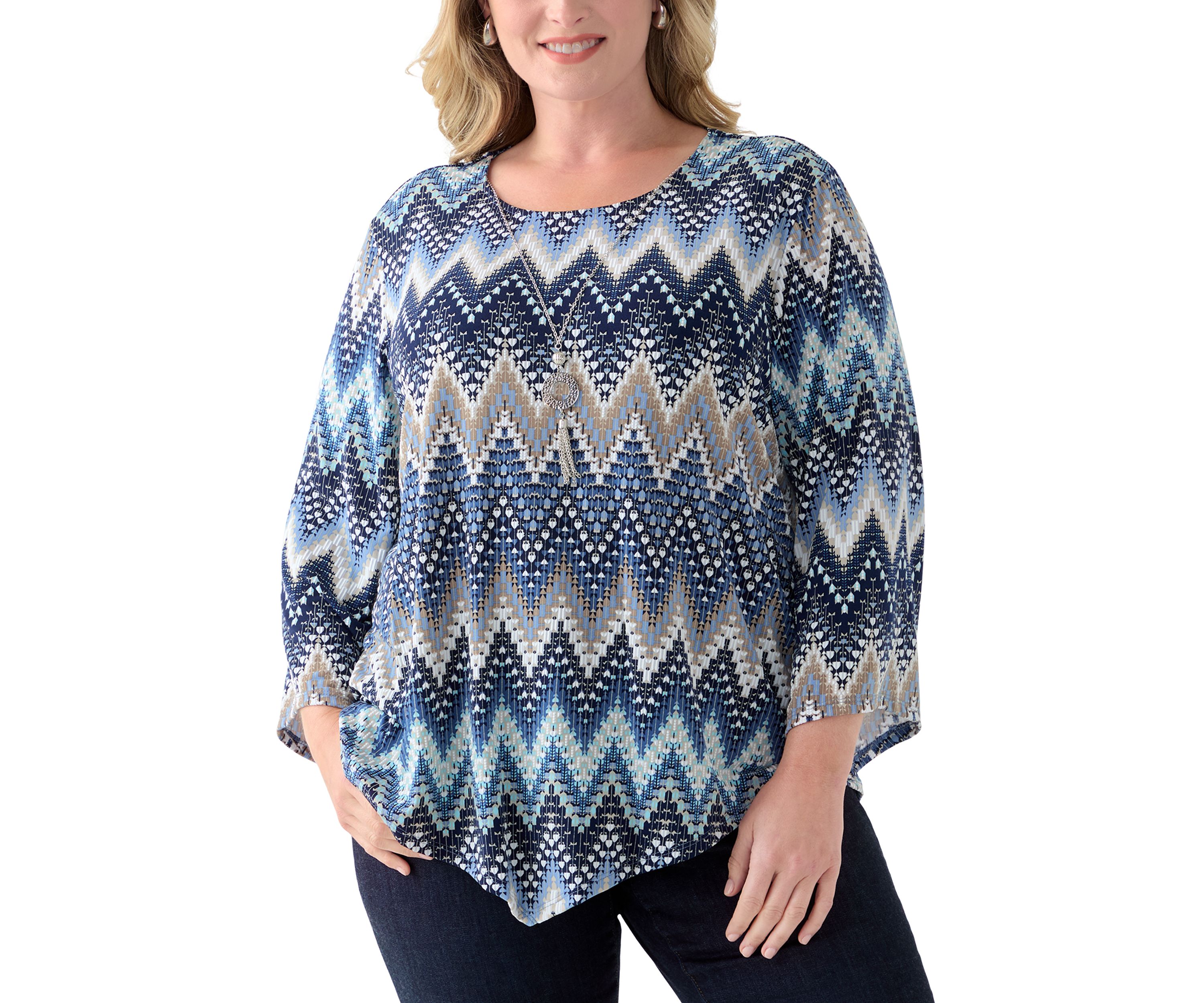 Plus Size 3/4 Puff Chevron Top with Detachable Necklace