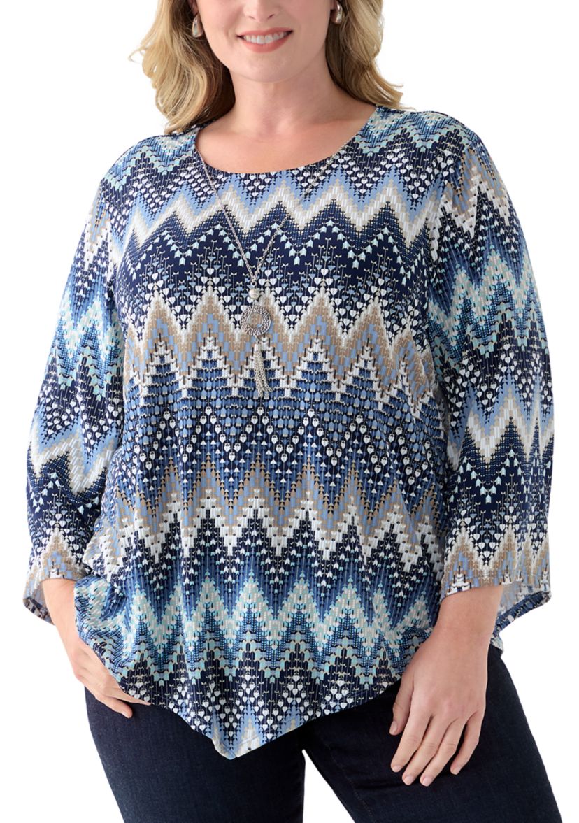 Plus Size 3/4 Puff Chevron Top with Detachable Necklace