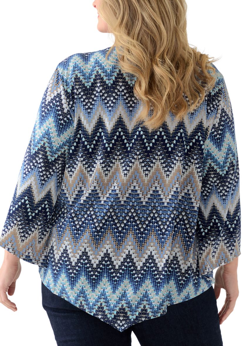 Plus Size 3/4 Puff Chevron Top with Detachable Necklace