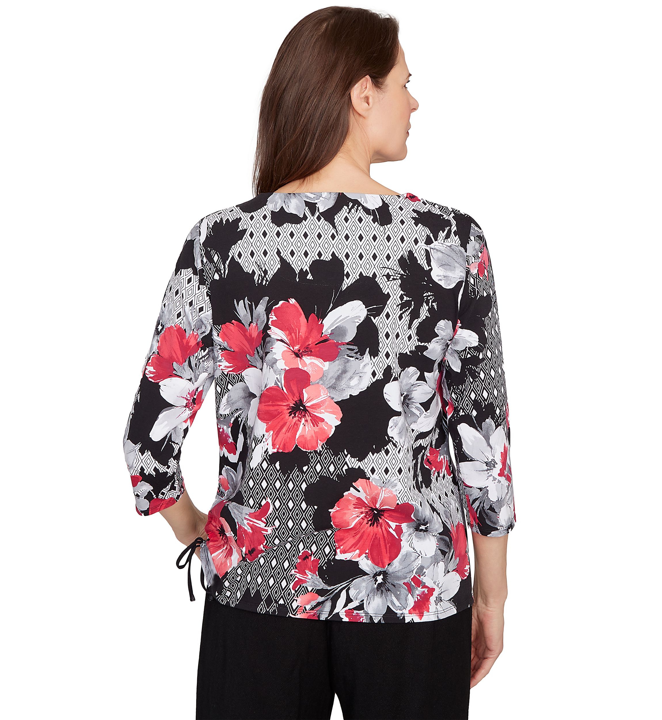 Womens Key Items Diamond Floral Patch Top 