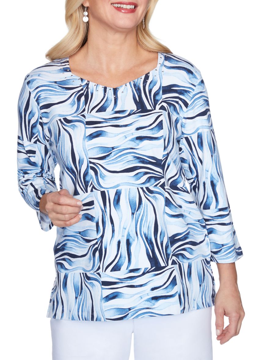Womens Classics Animal Patch Top
