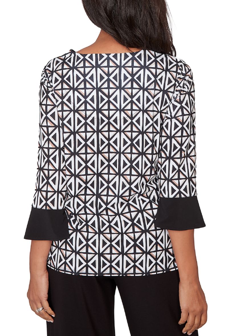 Plus Size Classics Floral Patchwork with Geo Pullout Top