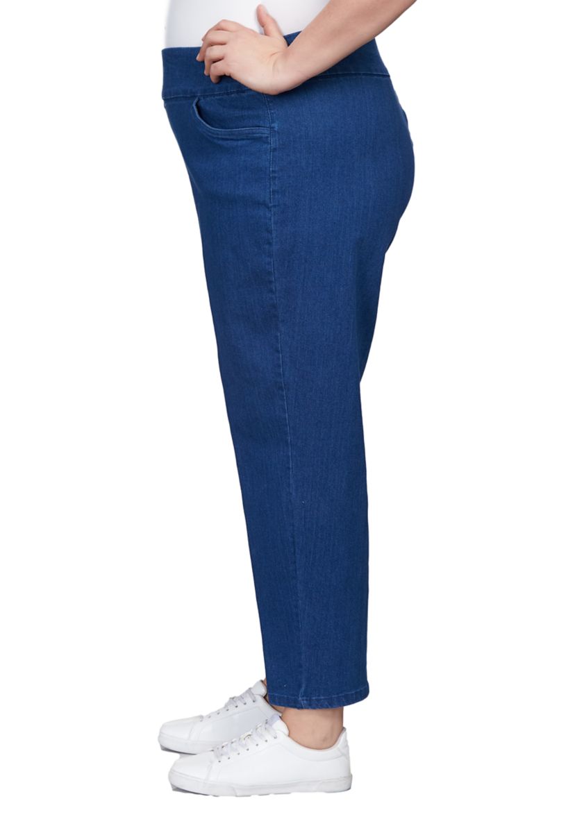 Plus Size Stretch Denim Medium Length Jeans