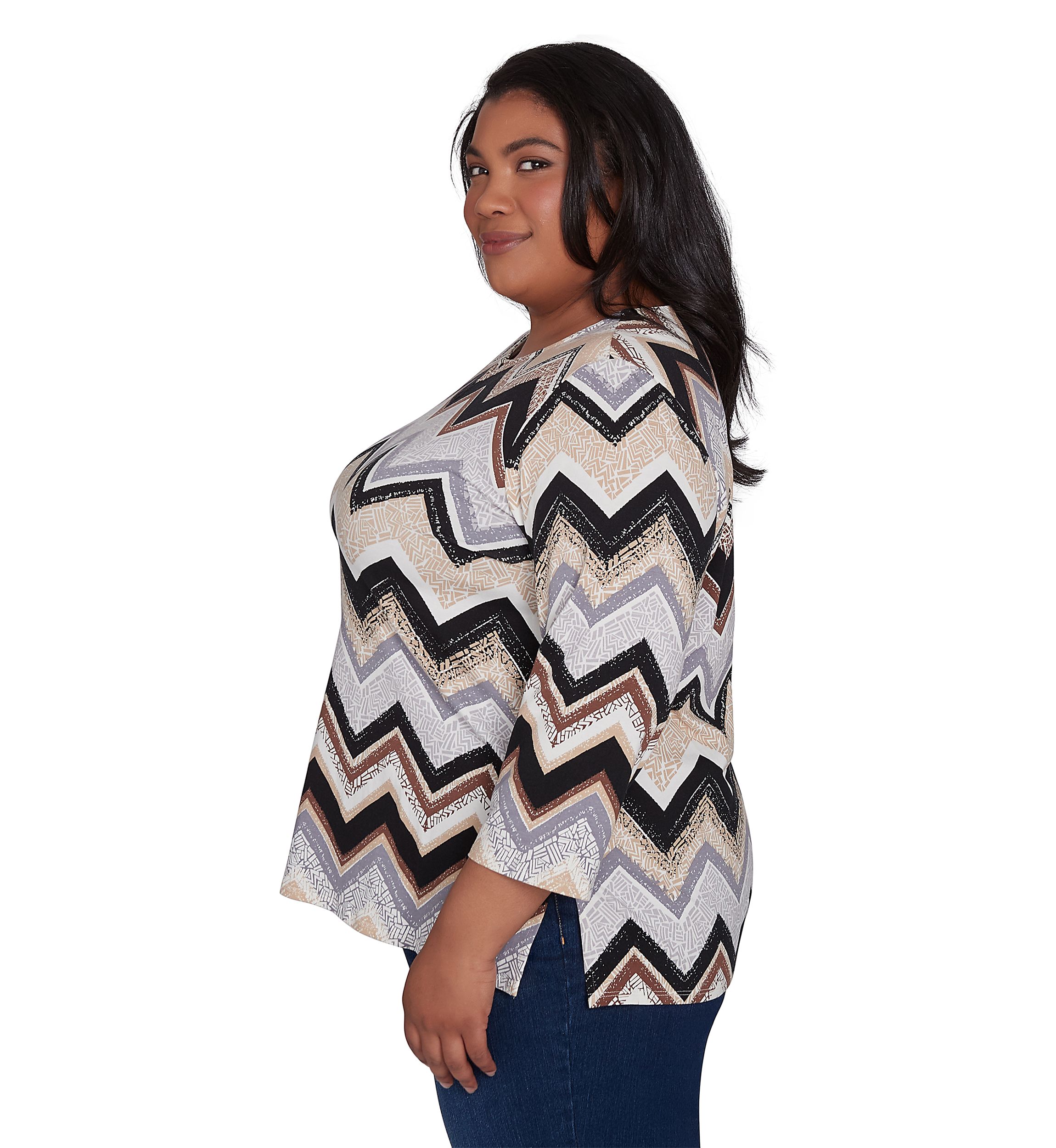 Plus Size Zig Zag Printed T-Shirt