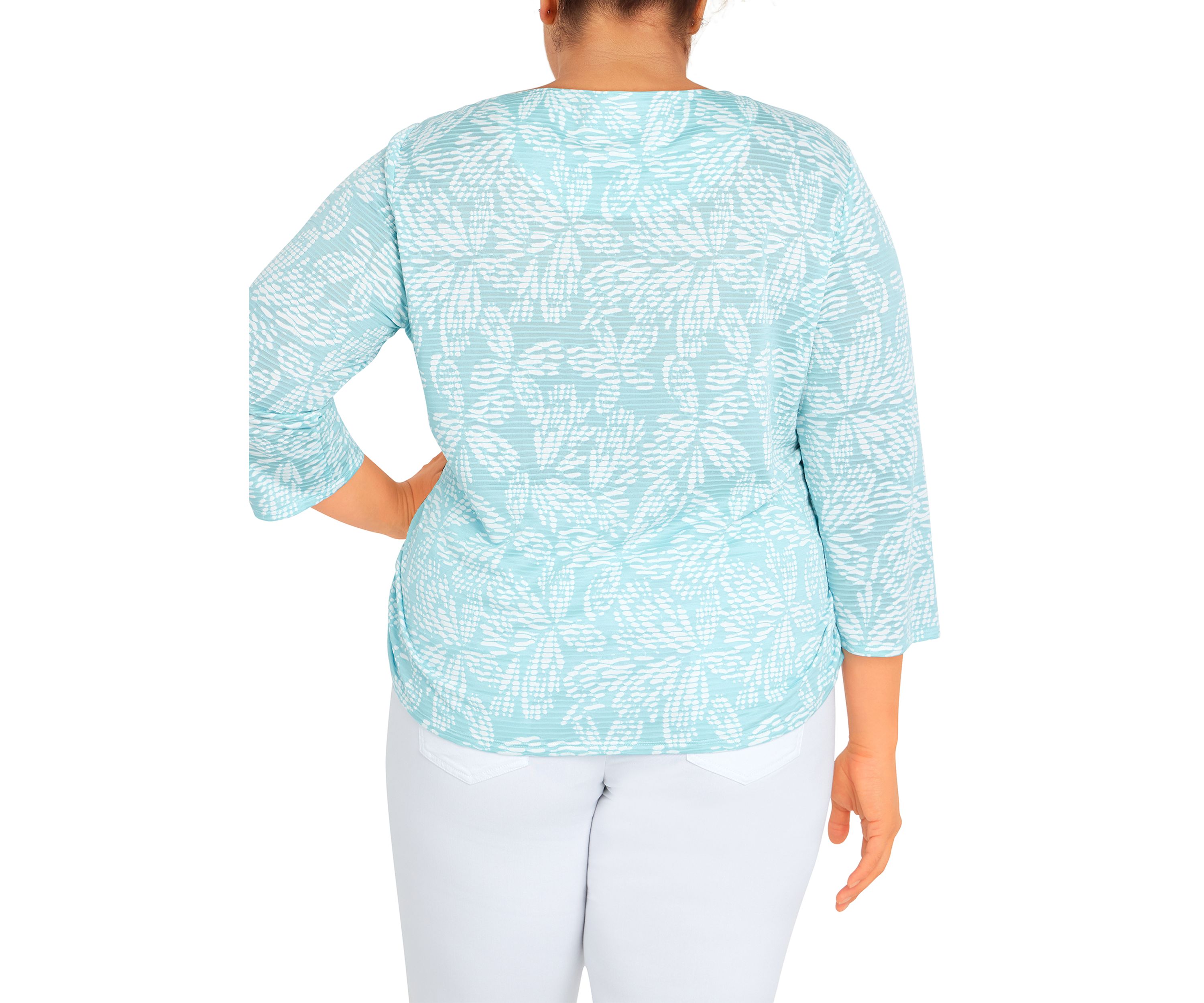 Plus Size Floral Jacquard Butterfly Knit Top with Necklace