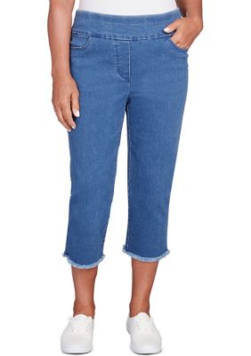 Alfred Dunner Women's Classis Denim Pull-On Capri (14 Petite, Black)