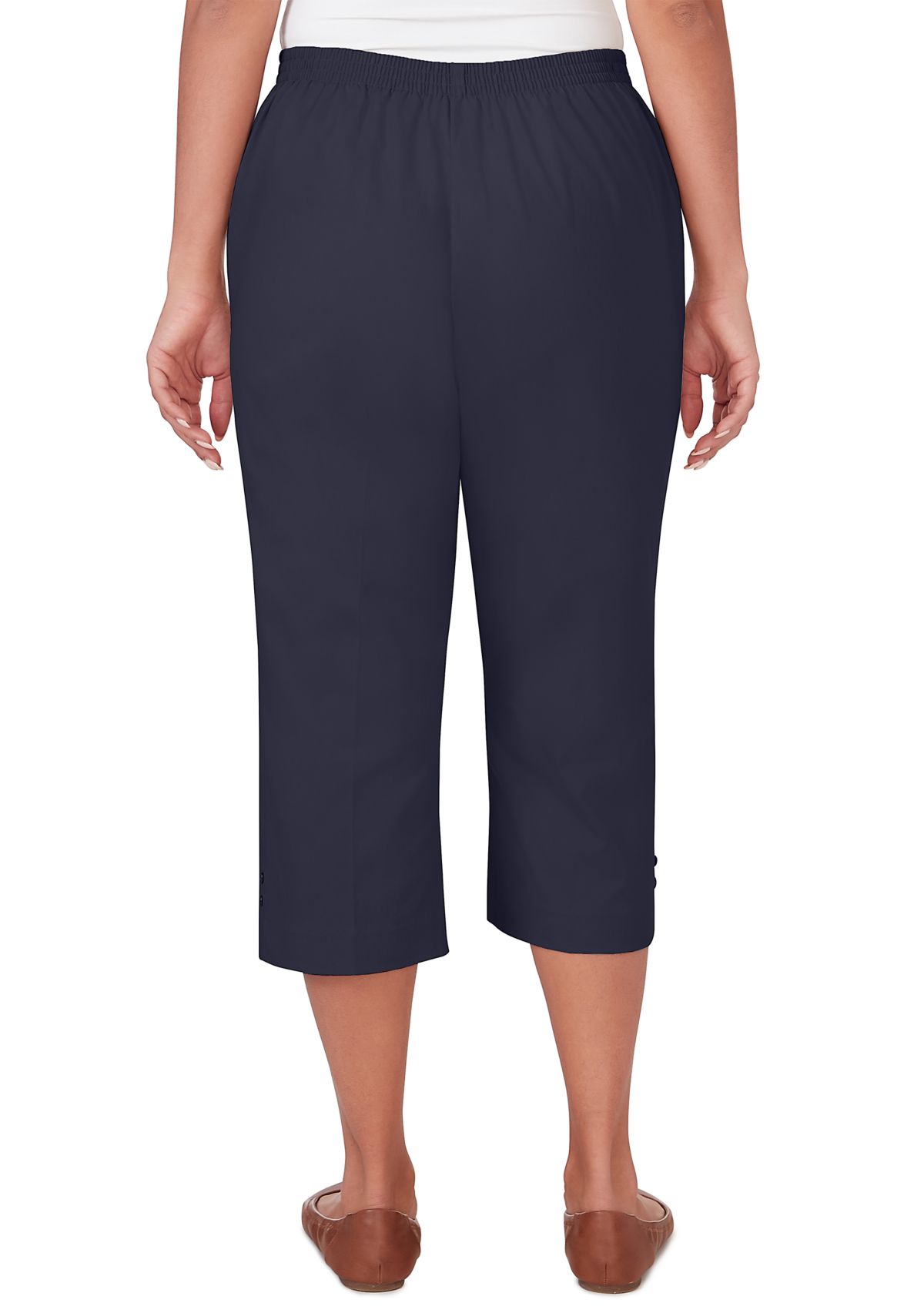 Petite Classics Neutrals Twill Capri Pants