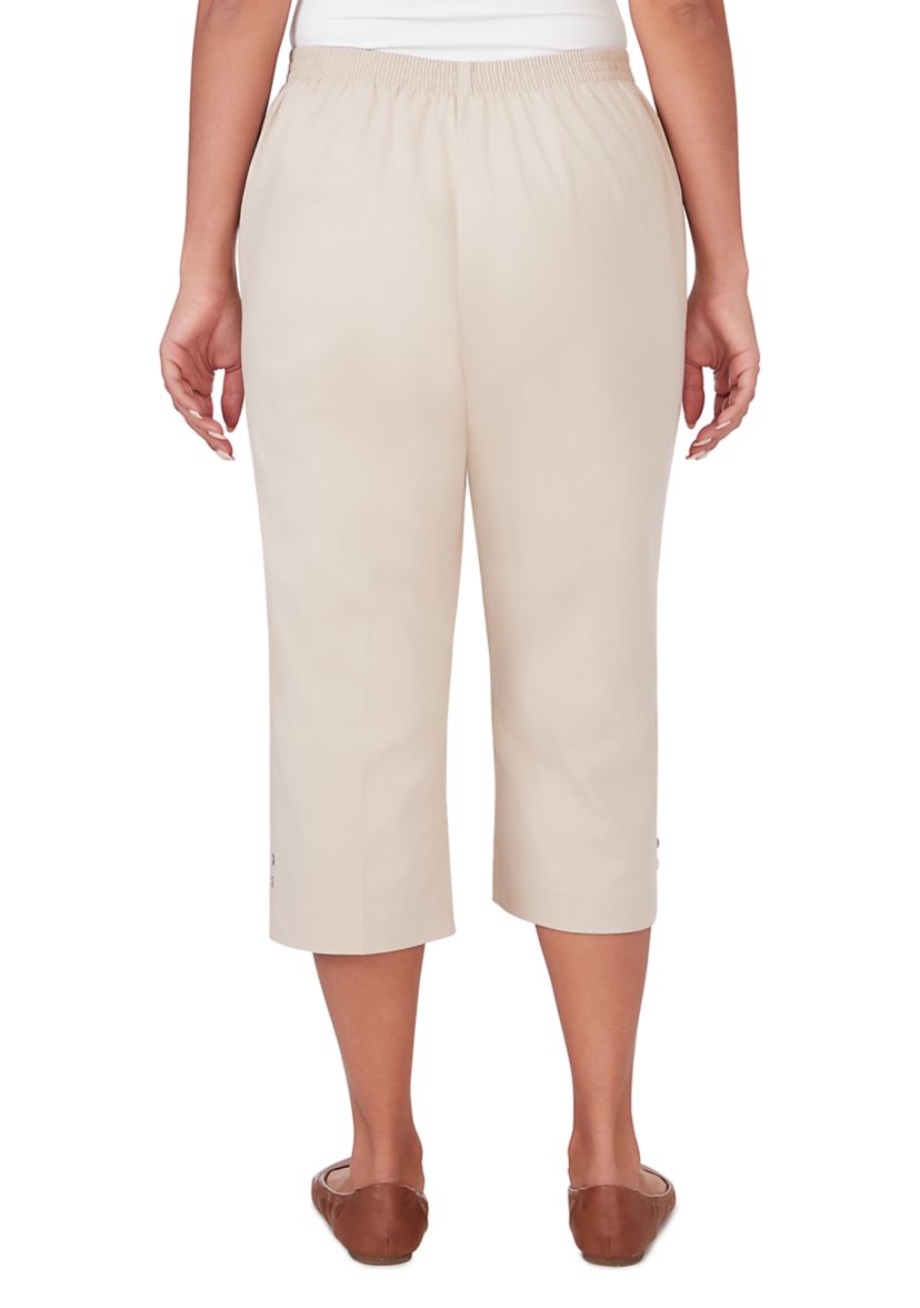 Womens Classics Twill Capri Pants