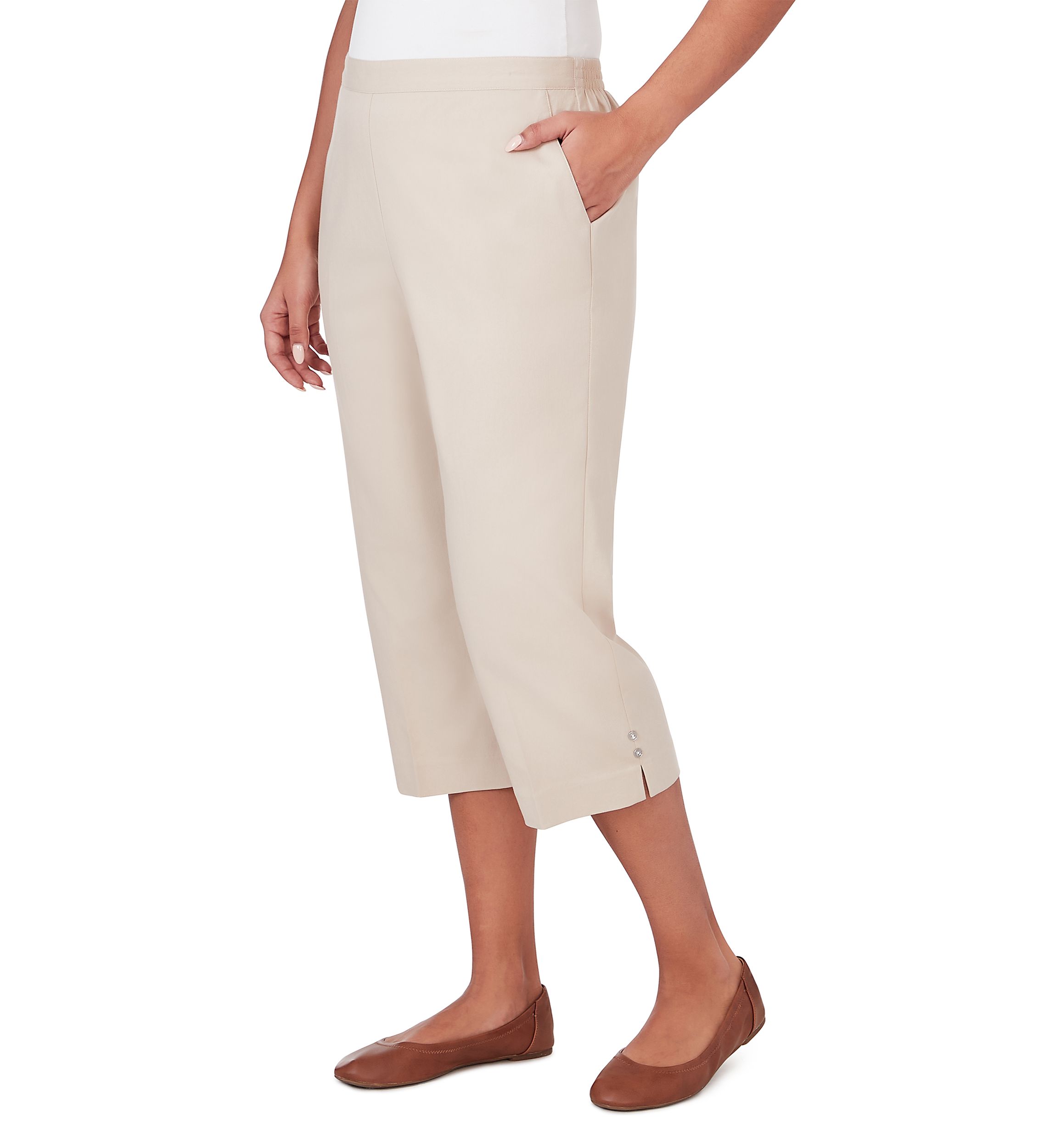 Womens Classics Twill Capri Pants